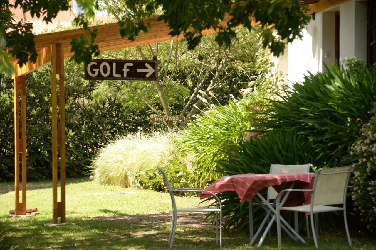 Golf - Casa De Huespedes Villa Tandil Eksteriør billede